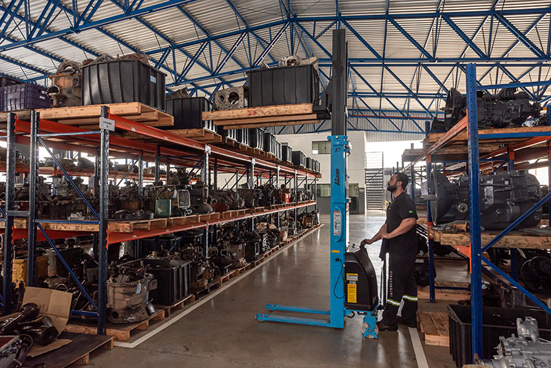 Técnicos e Mão de Obra Especializada