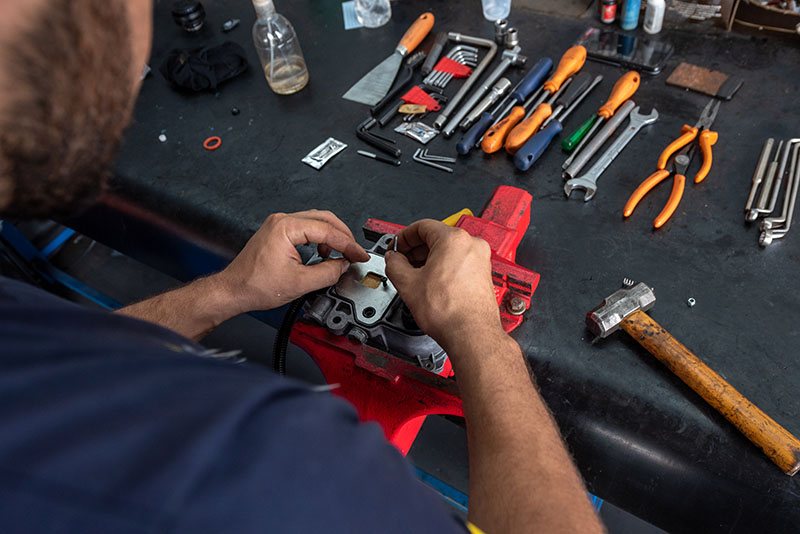 Técnicos e Mão de Obra Especializada